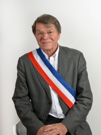 <img src='http://eadm.mairie-aixenprovence.fr/aix-agent/images/annuaire/2080.jpg'>